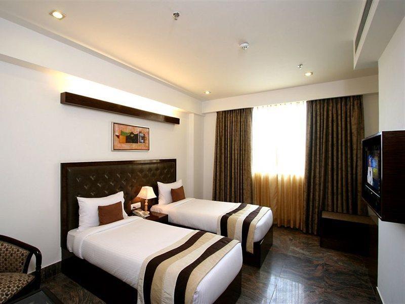 Taurus Sarovar Portico Nuova Delhi Esterno foto