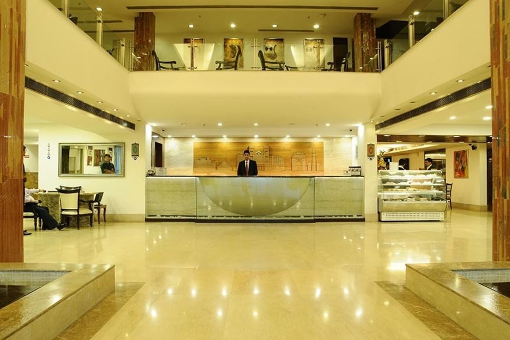 Taurus Sarovar Portico Nuova Delhi Esterno foto